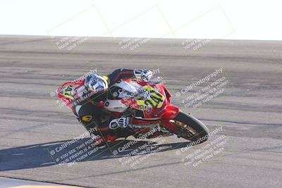 media/Nov-17-2024-CVMA (Sun) [[1fec520723]]/Race 11-Amateur Supersport Open/